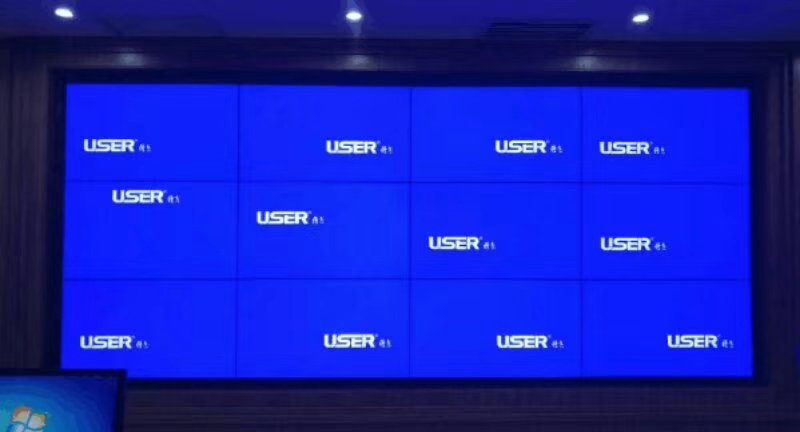 三星55英寸超窄液晶拼接屏的功能特點和技術規(guī)格是什么？